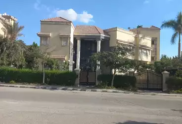 Villas For sale - 10 rooms