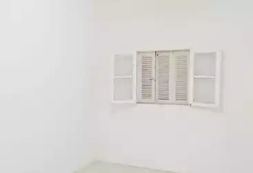 Apartments For sale - 2 rooms - floor 1
