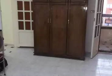Furnished Apartment For sale - 3 rooms - floor 5