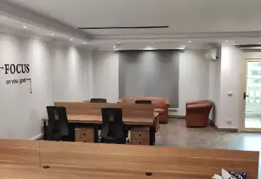 Administrative For rent - 3 rooms - floor 1