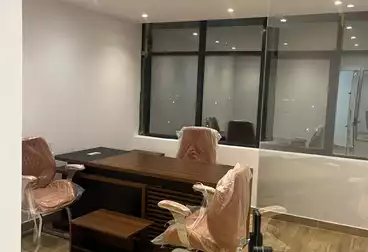Offices For rent - 3 rooms - floor 2