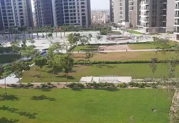 Apartments For sale - 3 rooms - floor 8