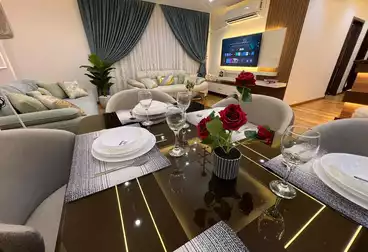 شقق مفروشة للإيجار - 3 غرف - بالدور 5