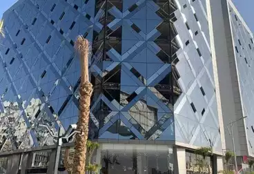 Administrative For rent - 36 rooms - floor 8
