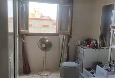 Apartments For sale - 3 rooms - floor 8