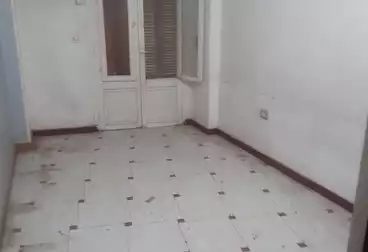 undefined undefined - 2 rooms - floor 4
