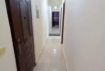 شقق للبيع - 3 غرف - بالدور 1