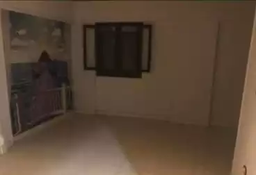 undefined undefined - 2 rooms - floor 3