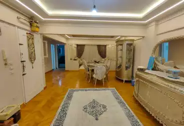 Apartments For sale - 4 rooms - floor 2