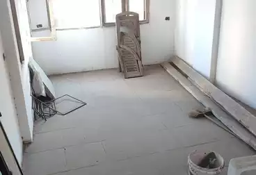 Apartments For sale - 2 rooms - floor 6