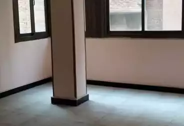 Apartments For sale - 4 rooms - floor 1