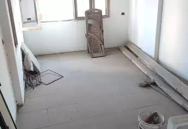 Apartments For sale - 2 rooms - floor 6
