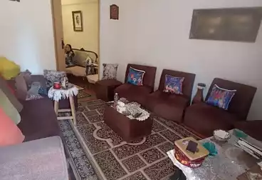 Apartments For sale - 2 rooms - floor 5