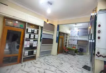 Commercial For sale - floor 0