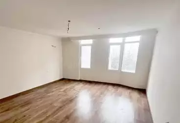 Apartments For sale - 3 rooms - floor 7