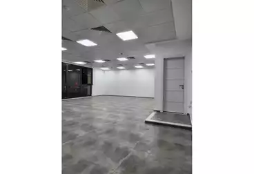 Administrative For rent - 4 rooms - floor 2