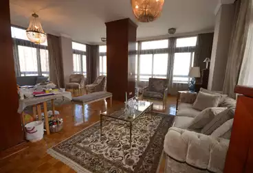 Apartments For sale - 4 rooms - floor 9
