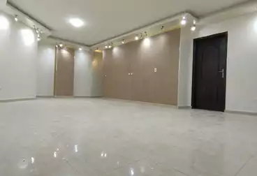 undefined undefined - 2 rooms - floor 8