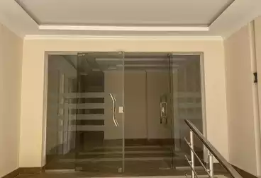 Apartments For sale - 3 rooms - floor 1