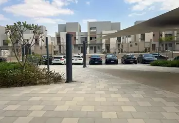 مبنى إداري للإيجار