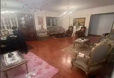 Apartments For sale - 4 rooms - floor 1