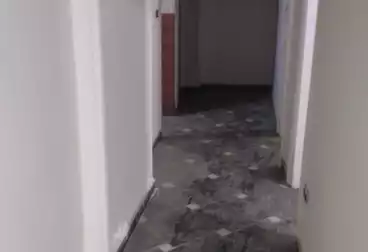 Apartments For sale - 3 rooms - floor 1