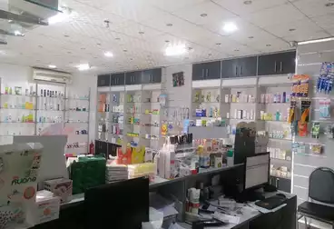 صيدليات للبيع