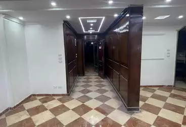 Apartments For sale - 4 rooms - floor 5