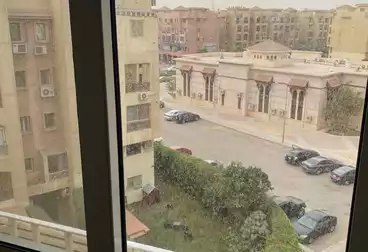 Apartments For sale - 3 rooms - floor 4