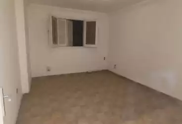 Apartments For rent - 3 rooms - floor 4