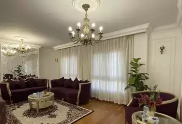 Furnished Apartment For sale - 3 rooms - floor 7