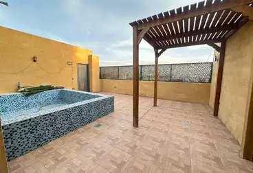 Penthouse For sale - 4 rooms - floor 4