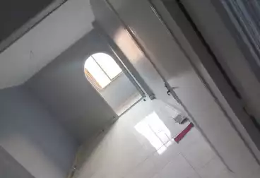 Apartments For rent - 2 rooms - floor 5