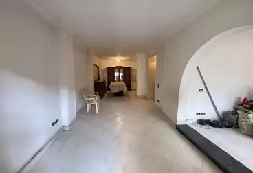 Apartments For sale - 3 rooms - floor 5