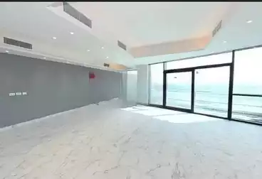 Apartments For sale - 4 rooms - floor 2