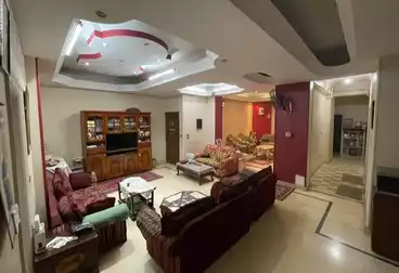 Apartments For sale - 7 rooms - floor 1