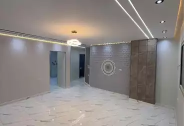 Apartments For sale - 3 rooms - floor 1