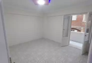 Apartments For sale - 2 rooms - floor 4