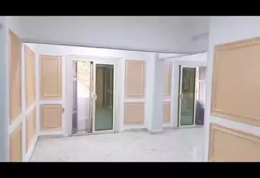 Apartments For sale - 3 rooms - floor 1