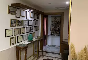 Apartments For sale - 3 rooms - floor 1