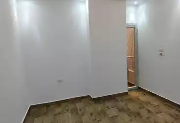 Apartments For sale - 4 rooms - floor 1