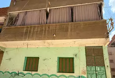 Building For sale - 3 rooms