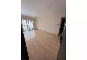 Apartments For sale - 2 rooms - floor 4