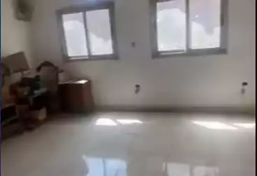 undefined undefined - 2 rooms - floor 3