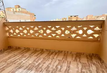 Apartments For sale - 2 rooms - floor 8