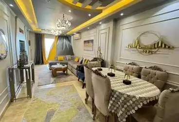 Furnished Apartment For rent - 3 rooms - floor 10