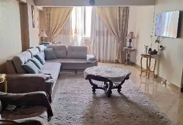 شقق للبيع - 3 غرف - بالدور 8