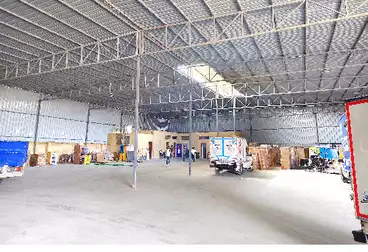 تجاري للإيجار