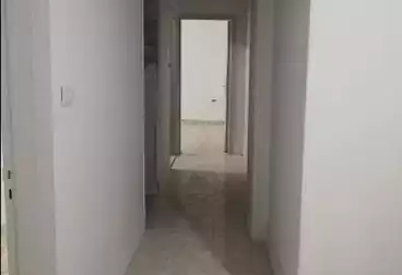 Apartments For rent - 3 rooms - floor 3