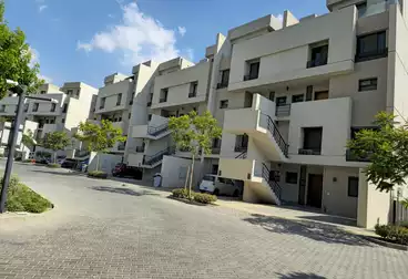 Apartments For sale - 2 rooms - floor 4